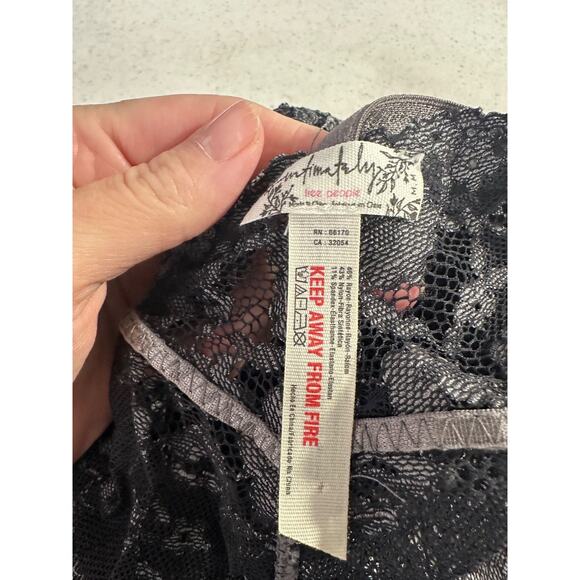 Intimately Free People Too Cute To Handle Black Gray Sheer Lace Bodysuit Sz M E7 - Picture 5 of 7